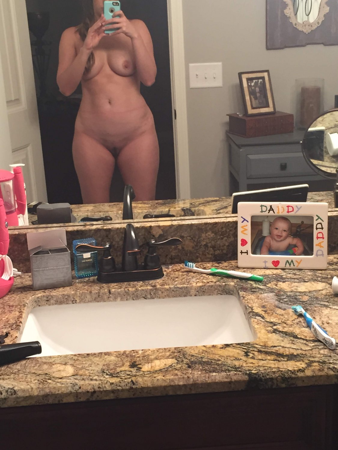 nude photo