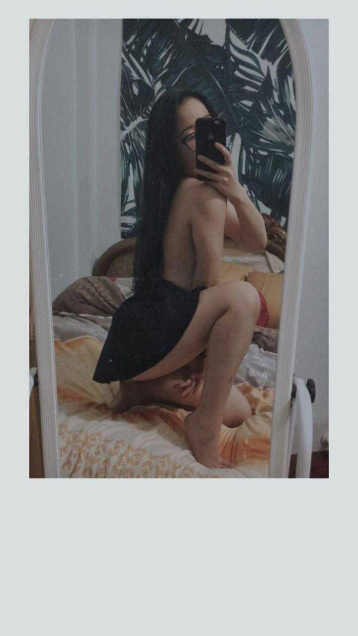 nude photo